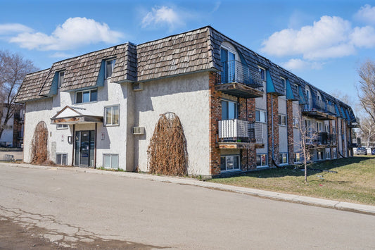 3809 Luther Pl 8