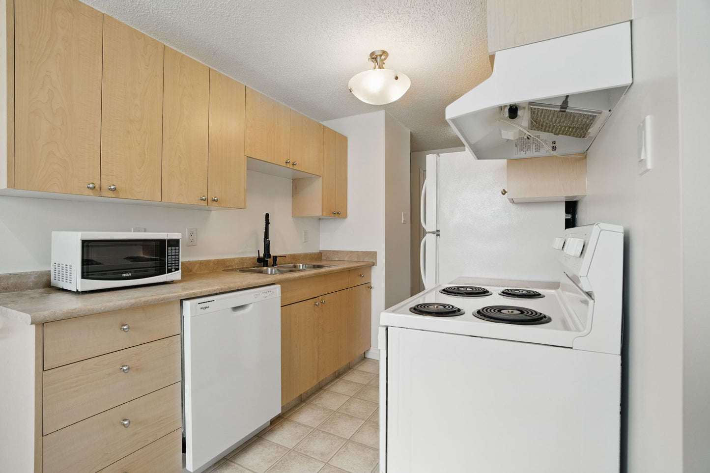 3809 Luther Pl 8