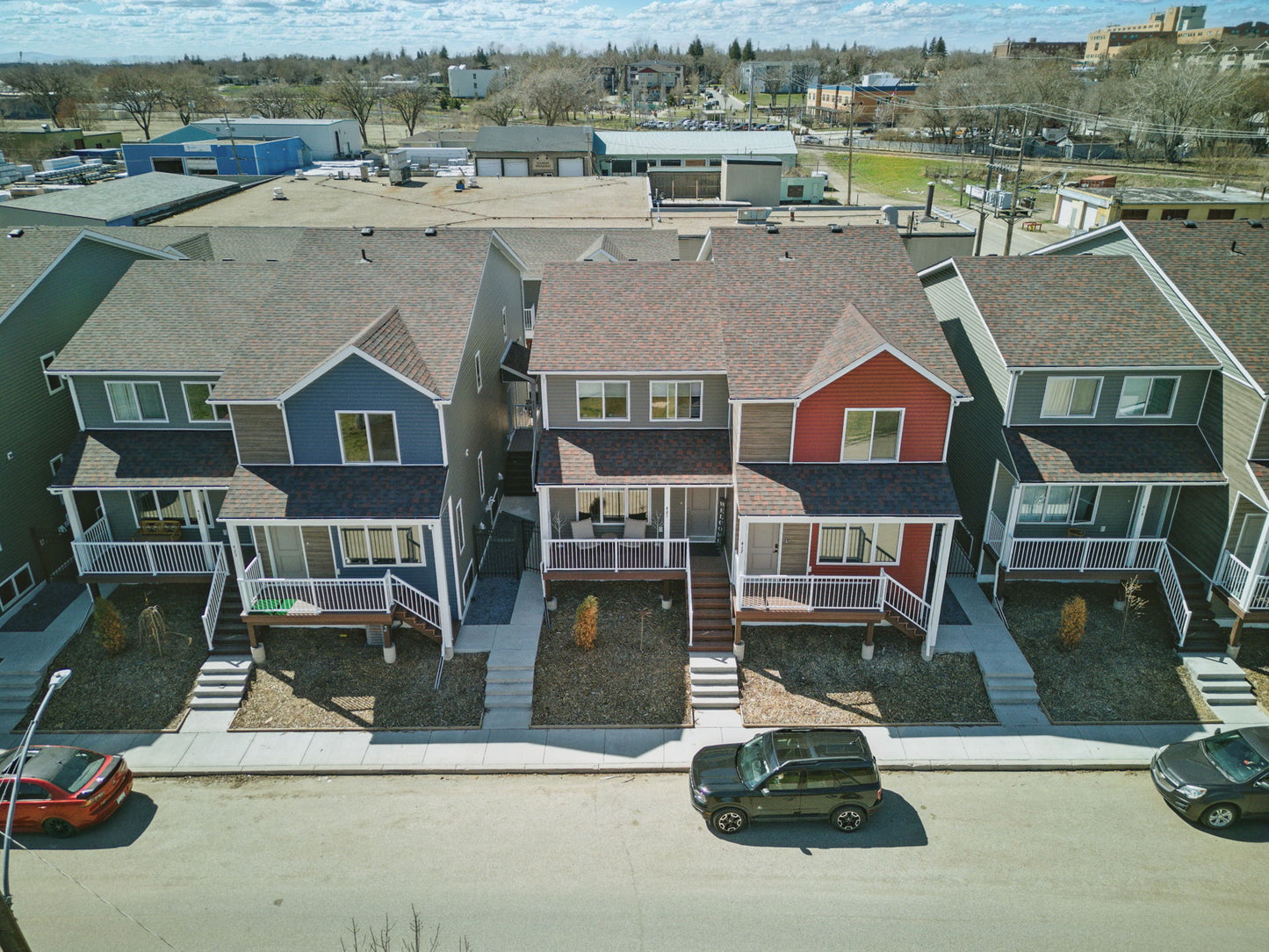421 Avenue L S